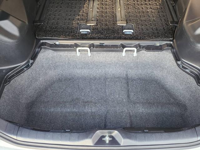 ヴォクシー ＺＳ　煌ＩＩ　ワンオーナー　ドラレコ　ＥＴＣ２．０　バックカメラ　両側電動スライドドア　Ｐセンサー　横滑り防止装置　スマートキー　プッシュスタート　純正アルミ　純正９型ナビ（59枚目）