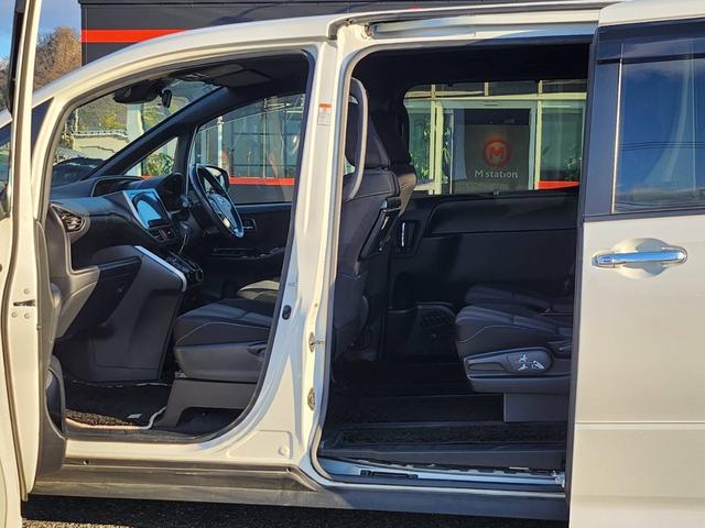 ヴォクシー ＺＳ　煌ＩＩ　ワンオーナー　ドラレコ　ＥＴＣ２．０　バックカメラ　両側電動スライドドア　Ｐセンサー　横滑り防止装置　スマートキー　プッシュスタート　純正アルミ　純正９型ナビ（63枚目）