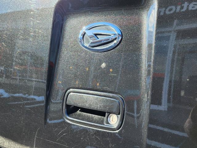 ハイゼットカーゴ クルーズＳＡＩＩＩ　４ＷＤ　純正メモリーナビ　バックカメラ　フルセグ　Ｂｌｕｅｔｏｏｔｈ　スマートアシスト　横滑り防止ＶＳＣ　レーンキープアシスト　社外１２アルミ　前後ドラレコ　レーダー（59枚目）