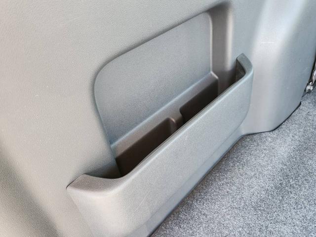 ハイゼットカーゴ クルーズＳＡＩＩＩ　４ＷＤ　純正メモリーナビ　バックカメラ　フルセグ　Ｂｌｕｅｔｏｏｔｈ　スマートアシスト　横滑り防止ＶＳＣ　レーンキープアシスト　社外１２アルミ　前後ドラレコ　レーダー（68枚目）