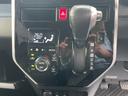 インパネ部分にシフトレバーがあり目線を下げずにより安全に運転ができます！！