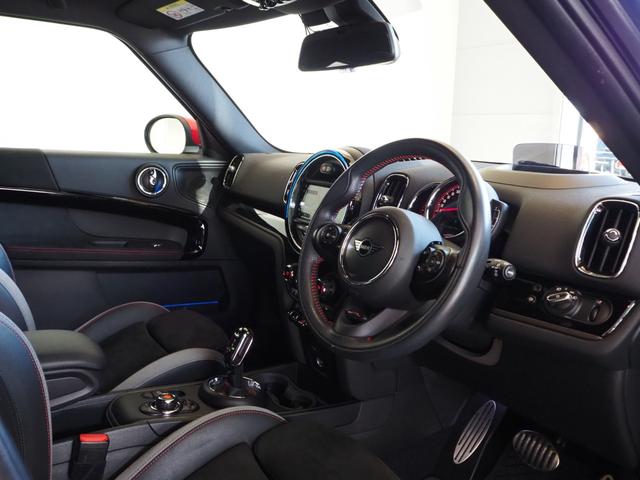 ＭＩＮＩ ジョンクーパーワークス　クロスオーバー　後期モデル　４ＷＤ　アダプティブクルーズコントロール　衝突軽減ブレーキ　純正ナビゲーション　純正バックカメラ　ＬＥＤヘッドライト　ＥＴＣ付　禁煙車（22枚目）