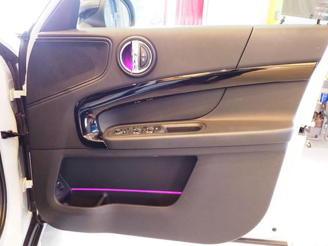 クーパーD クロスオーバー オール4 オール4 4輪駆動 クリーンディーゼル 衝突軽減ブレーキ 禁煙車 タッチパネルナビ Bカメラ リアPDC アダプティブLEDヘッドライト オートテールゲート コンフォートアクセス アラームシステム(35枚目)