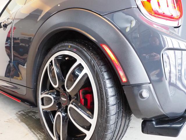 ジョンクーパーワークス コンバーチブル DuelL AG GIGAMOT ACシュニッツァーエアロ REMUSマフラー 禁煙車 走行距離無制限&1年間保証付 純正ナビ Bluetooth接続 バックカメラ 純正オプション18インチAW(34枚目)