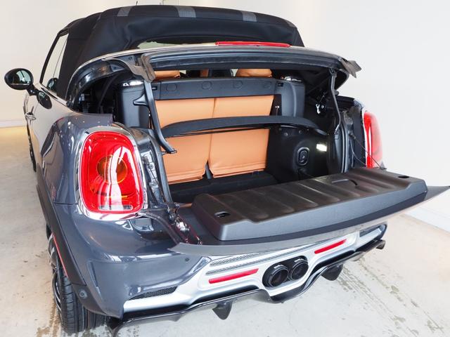 ジョンクーパーワークス コンバーチブル DuelL AG GIGAMOT ACシュニッツァーエアロ REMUSマフラー 禁煙車 走行距離無制限&1年間保証付 純正ナビ Bluetooth接続 バックカメラ 純正オプション18インチAW(40枚目)