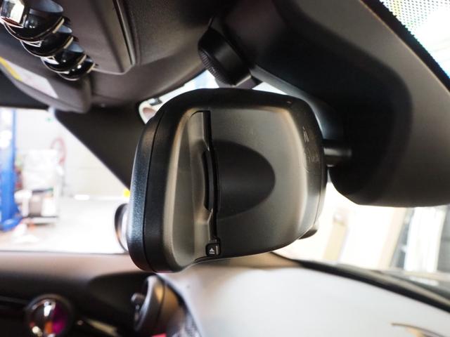 ジョンクーパーワークス コンバーチブル DuelL AG GIGAMOT ACシュニッツァーエアロ REMUSマフラー 禁煙車 走行距離無制限&1年間保証付 純正ナビ Bluetooth接続 バックカメラ 純正オプション18インチAW(46枚目)
