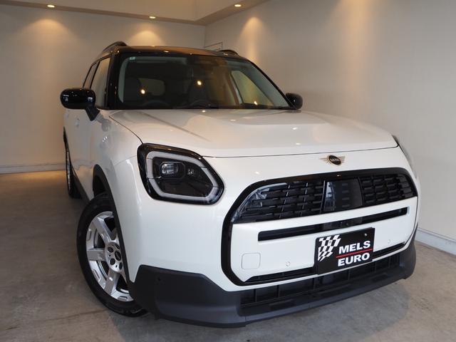 ＭＩＮＩ カントリーマンＤ　クラシック・トリム　Ｍパッケージ・ハーマンカードン・メモリ付パワーシート・純正ナビ・ワイヤレス充電・ミラー型ＥＴＣ・サラウンドビューカメラ・電動リアゲート・シート＆ステアヒーター・１８インチホイール・禁煙車（2枚目）