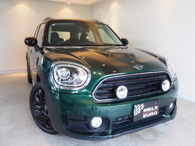 ＭＩＮＩ クロスオーバー　ノーフォークエディション　ーフォークエディション　禁煙車　ワンオーナー　全国３００台限定車　専用ボンネットストライプ　専用ネームバッジ　専用シート　純正ＨＤＤナビ　アダプティブＬＥＤヘッドライト　バックカメラ（2枚目）