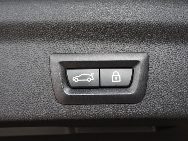ＭＩＮＩ クロスオーバー　ノーフォークエディション　ーフォークエディション　禁煙車　ワンオーナー　全国３００台限定車　専用ボンネットストライプ　専用ネームバッジ　専用シート　純正ＨＤＤナビ　アダプティブＬＥＤヘッドライト　バックカメラ（40枚目）