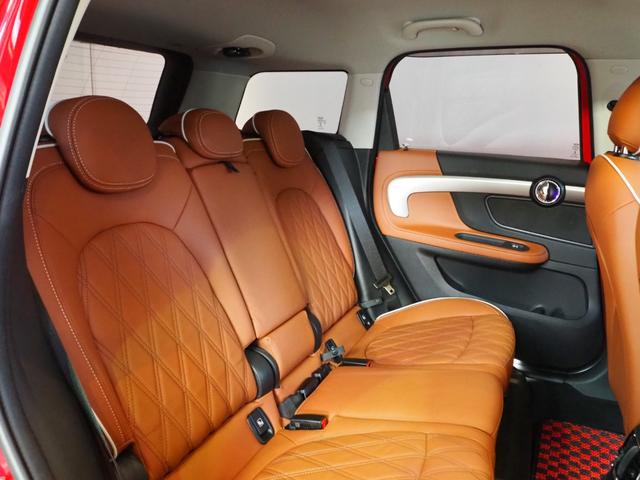 MINI クーパーSD クロスオーバー オール4 モルトブラウンレザー LEDライト 純正HDDナビ バックカメラ PDC ACC マルチファンクションステアリング ピアノブラックインテリアパネル ミラーETC コンフォートアクセス(33枚目)