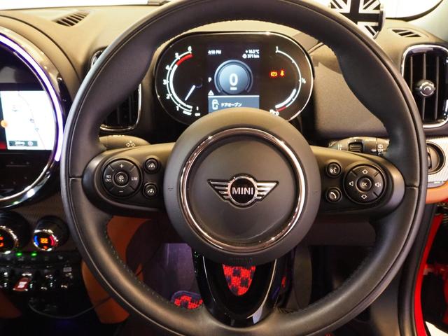 MINI クーパーSD クロスオーバー オール4 モルトブラウンレザー LEDライト 純正HDDナビ バックカメラ PDC ACC マルチファンクションステアリング ピアノブラックインテリアパネル ミラーETC コンフォートアクセス(43枚目)