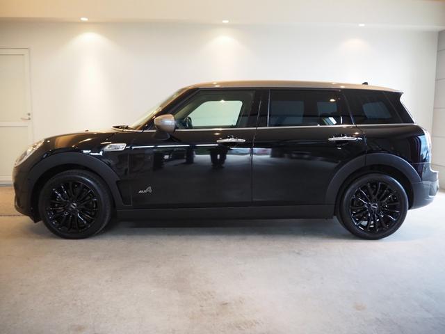 ＭＩＮＩ クーパーＳ　クラブマン　オール４　ペッパーパッケージ　１７インチアロイホイール　アクティブクルーズコントロール　純正ナビゲーション　リアビューカメラ　フロント＆リアＰＤＣ　ＬＥＤヘッドライト　禁煙車（4枚目）