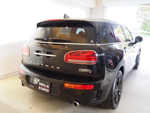 ＭＩＮＩ クーパーＳ　クラブマン　オール４　ペッパーパッケージ　１７インチアロイホイール　アクティブクルーズコントロール　純正ナビゲーション　リアビューカメラ　フロント＆リアＰＤＣ　ＬＥＤヘッドライト　禁煙車（7枚目）