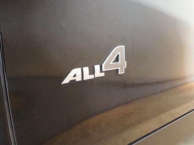 ＭＩＮＩ クーパーＳ　クラブマン　オール４　ペッパーパッケージ　１７インチアロイホイール　アクティブクルーズコントロール　純正ナビゲーション　リアビューカメラ　フロント＆リアＰＤＣ　ＬＥＤヘッドライト　禁煙車（16枚目）