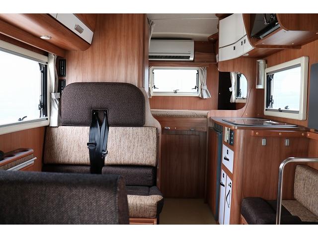 カムロード 　キャンピングカー　キャブコン　ナッツＲＶ　クレア５．３Ｘ　家庭用エアコン　マックスファン　トリプルサブバッテリー　走行充電　外部充電　インバーター　冷蔵庫　サイドオーニング　電子レンジ　ＦＦヒーター（2枚目）