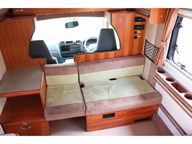バネットトラック  キャンピングカー キャブコン 東和モータース カービィR2B 4WD ベバストFFヒーター シングルサブバッテリー 走行充電 冷蔵庫 シンク 外部電源 常設2段ベッドレイアウト(27枚目)