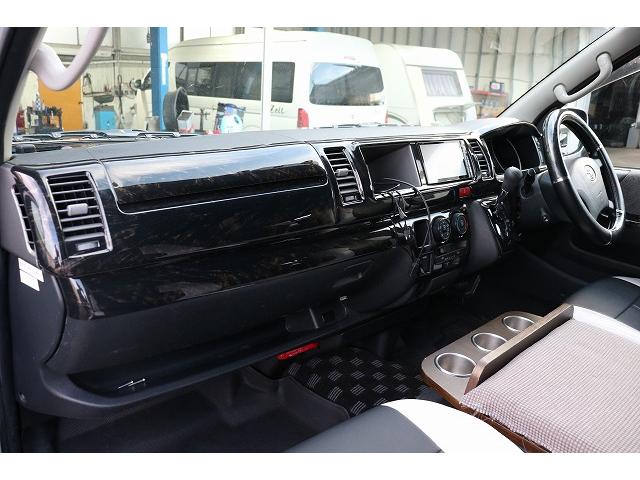 ハイエースバン キャンピングカー バンコン ホワイトハウス コンパスドルク FFヒーター DCクーラー マックスファン インバーター 冷蔵庫 リチウムイオンバッテリー 電子レンジ 外部充電(59枚目)