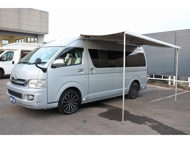 ハイエースバン キャンピングカー バンコン ホワイトハウス コンパスドルク FFヒーター DCクーラー マックスファン インバーター 冷蔵庫 リチウムイオンバッテリー 電子レンジ 外部充電(75枚目)