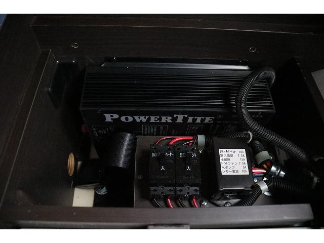 各種パーツ取り付けもお任せ下さい！ＦＦヒーター　オーニング　インバーター　冷蔵庫　サブバッテリー追加等