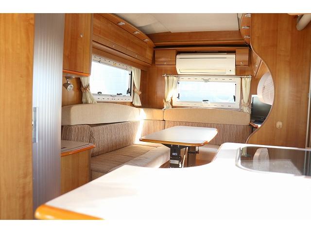 カムロード 　キャンピングカー　キャブコン　バンテック　ジル４８０スキップ　家庭用エアコン　トリプルサブバッテリー　ソーラーパネル　ＦＦヒーター　走行充電　外部充電　１５００Ｗインバーター　冷蔵庫　電子レンジ（3枚目）