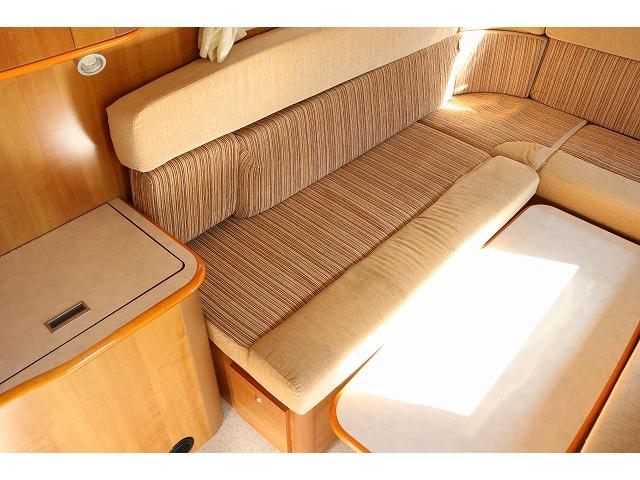 カムロード 　キャンピングカー　キャブコン　バンテック　ジル４８０スキップ　家庭用エアコン　トリプルサブバッテリー　ソーラーパネル　ＦＦヒーター　走行充電　外部充電　１５００Ｗインバーター　冷蔵庫　電子レンジ（29枚目）