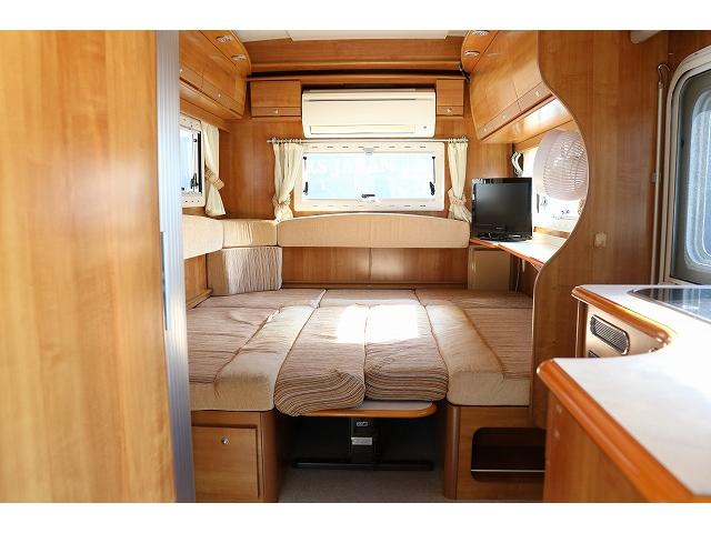 カムロード 　キャンピングカー　キャブコン　バンテック　ジル４８０スキップ　家庭用エアコン　トリプルサブバッテリー　ソーラーパネル　ＦＦヒーター　走行充電　外部充電　１５００Ｗインバーター　冷蔵庫　電子レンジ（41枚目）