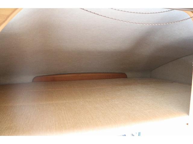 カムロード 　キャンピングカー　キャブコン　バンテック　ジル４８０スキップ　家庭用エアコン　トリプルサブバッテリー　ソーラーパネル　ＦＦヒーター　走行充電　外部充電　１５００Ｗインバーター　冷蔵庫　電子レンジ（49枚目）