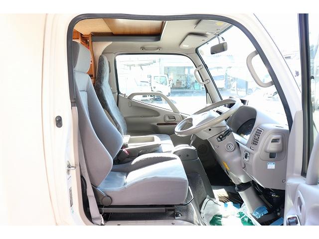 カムロード 　キャンピングカー　キャブコン　バンテック　ジル４８０スキップ　家庭用エアコン　トリプルサブバッテリー　ソーラーパネル　ＦＦヒーター　走行充電　外部充電　１５００Ｗインバーター　冷蔵庫　電子レンジ（50枚目）