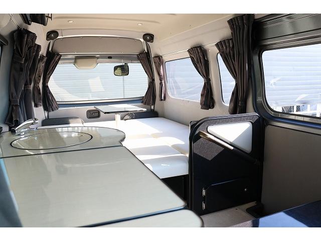 ＮＶ３５０キャラバンバン 　キャンピングカー　バンコン　ＮＶ３５０　ＦＯＣＳ　シエスタ　４ＷＤ　ＦＦヒーター　ツインサブバッテリー　走行充電　外部充電　１５００Ｗインバーター　冷蔵庫　サイドオーニング　電子レンジ（61枚目）