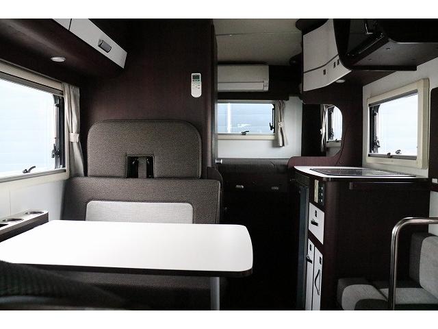 カムロード 　キャンピングカー　キャブコン　ナッツＲＶ　クレア５．３Ｘエボリューション　家庭用エアコン　ソーラーパネル　トリプルサブバッテリー　外部充電　インバーター　冷蔵庫　マックスファン　ブリッドシート（10枚目）