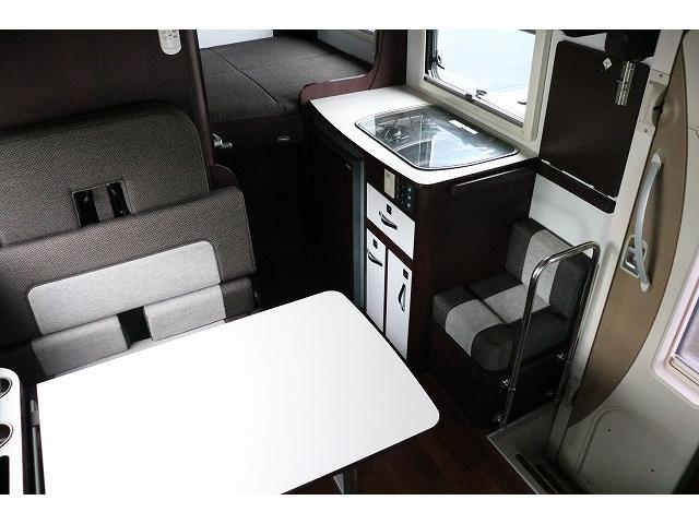 カムロード 　キャンピングカー　キャブコン　ナッツＲＶ　クレア５．３Ｘエボリューション　家庭用エアコン　ソーラーパネル　トリプルサブバッテリー　外部充電　インバーター　冷蔵庫　マックスファン　ブリッドシート（14枚目）