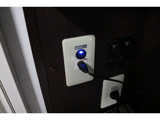 カムロード 　キャンピングカー　キャブコン　ナッツＲＶ　クレア５．３Ｘエボリューション　家庭用エアコン　ソーラーパネル　トリプルサブバッテリー　外部充電　インバーター　冷蔵庫　マックスファン　ブリッドシート（32枚目）