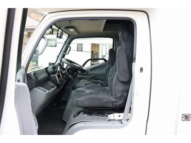 カムロード 　キャンピングカー　キャブコン　ナッツＲＶ　クレア５．３Ｘエボリューション　家庭用エアコン　ソーラーパネル　トリプルサブバッテリー　外部充電　インバーター　冷蔵庫　マックスファン　ブリッドシート（67枚目）