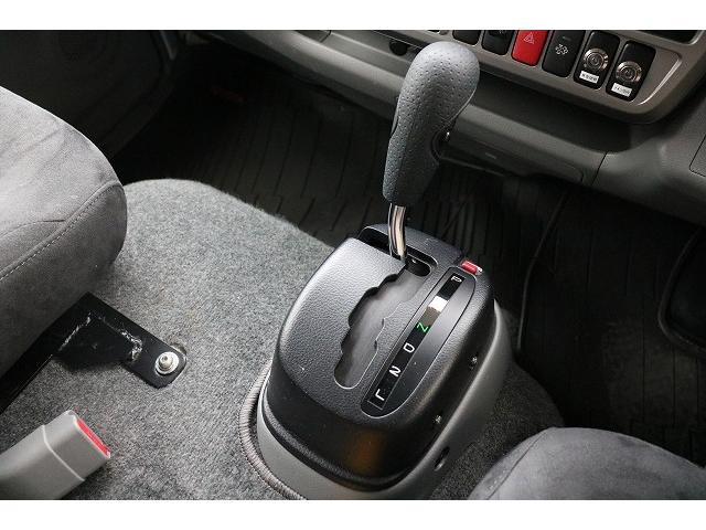 カムロード 　キャンピングカー　キャブコン　ナッツＲＶ　クレア５．３Ｘエボリューション　家庭用エアコン　ソーラーパネル　トリプルサブバッテリー　外部充電　インバーター　冷蔵庫　マックスファン　ブリッドシート（74枚目）