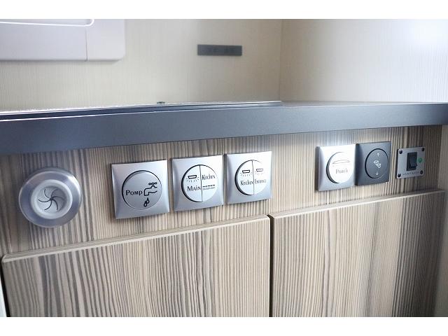 カムロード 　キャンピングカー　キャブコン　バンテック　ジル　４ＷＤ　家庭用エアコン　トリプルサブバッテリー　走行充電　外部充電　インバーター　冷蔵庫　電気式温水ボイラー　ソーラーパネル　ＦＦヒーター　電子レンジ（23枚目）