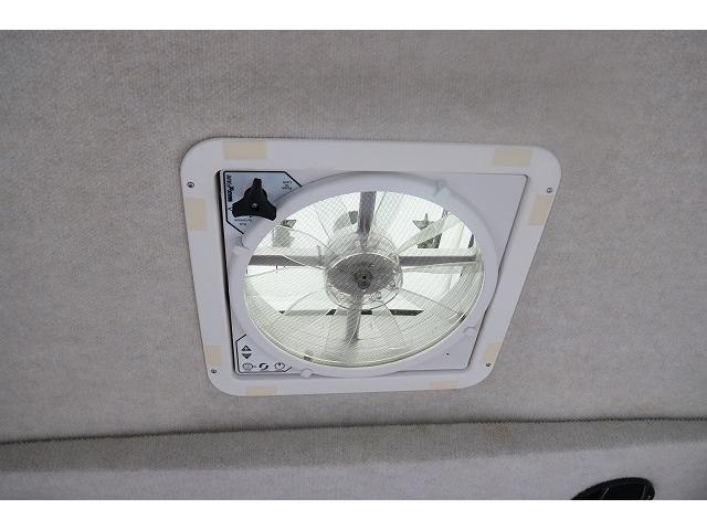 カムロード 　キャンピングカー　キャブコン　バンテック　ジル　４ＷＤ　家庭用エアコン　トリプルサブバッテリー　走行充電　外部充電　インバーター　冷蔵庫　電気式温水ボイラー　ソーラーパネル　ＦＦヒーター　電子レンジ（36枚目）