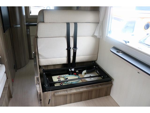 カムロード 　キャンピングカー　キャブコン　バンテック　ジル　４ＷＤ　家庭用エアコン　トリプルサブバッテリー　走行充電　外部充電　インバーター　冷蔵庫　電気式温水ボイラー　ソーラーパネル　ＦＦヒーター　電子レンジ（39枚目）