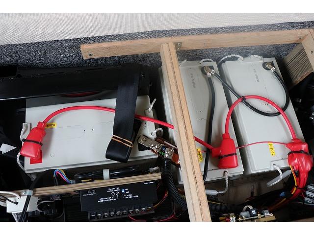 カムロード 　キャンピングカー　キャブコン　バンテック　ジル　４ＷＤ　家庭用エアコン　トリプルサブバッテリー　走行充電　外部充電　インバーター　冷蔵庫　電気式温水ボイラー　ソーラーパネル　ＦＦヒーター　電子レンジ（44枚目）