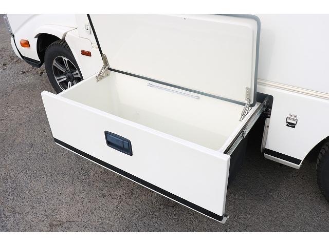 カムロード 　キャンピングカー　キャブコン　バンテック　ジル　４ＷＤ　家庭用エアコン　トリプルサブバッテリー　走行充電　外部充電　インバーター　冷蔵庫　電気式温水ボイラー　ソーラーパネル　ＦＦヒーター　電子レンジ（69枚目）