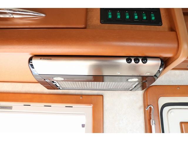 ハイエースワゴン 　キャンピングカー　キャブコン　ファーストカスタム　ＣＧ５５０ボレロＶ　シングルサブバッテリー　走行充電　外部充電　インバーター　冷蔵庫　シンク　ガス式温水ボイラー　電子レンジ　カセットトイレ（24枚目）