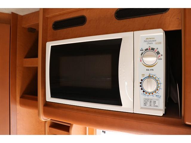 ハイエースワゴン 　キャンピングカー　キャブコン　ファーストカスタム　ＣＧ５５０ボレロＶ　シングルサブバッテリー　走行充電　外部充電　インバーター　冷蔵庫　シンク　ガス式温水ボイラー　電子レンジ　カセットトイレ（26枚目）