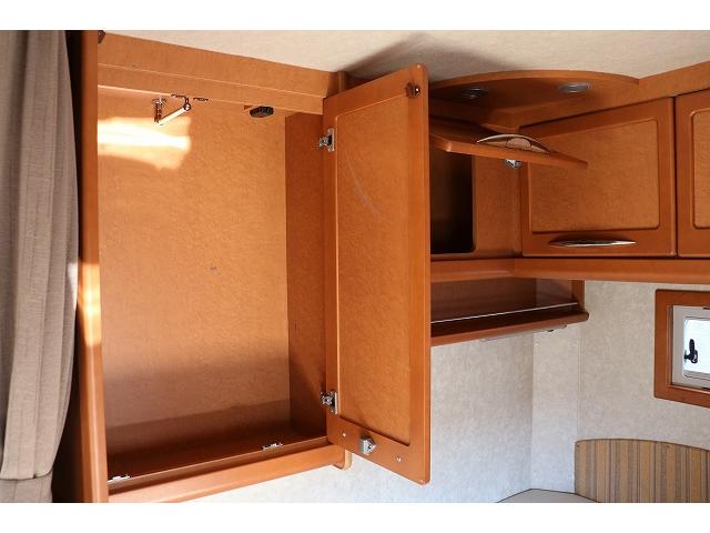 ハイエースワゴン 　キャンピングカー　キャブコン　ファーストカスタム　ＣＧ５５０ボレロＶ　シングルサブバッテリー　走行充電　外部充電　インバーター　冷蔵庫　シンク　ガス式温水ボイラー　電子レンジ　カセットトイレ（37枚目）