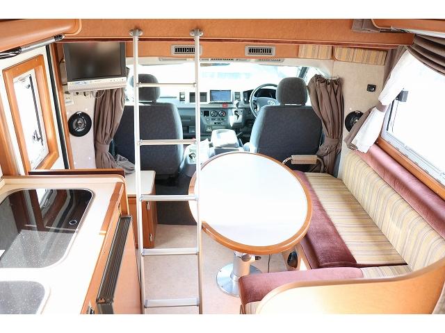 ハイエースワゴン 　キャンピングカー　キャブコン　ファーストカスタム　ＣＧ５５０ボレロＶ　シングルサブバッテリー　走行充電　外部充電　インバーター　冷蔵庫　シンク　ガス式温水ボイラー　電子レンジ　カセットトイレ（43枚目）