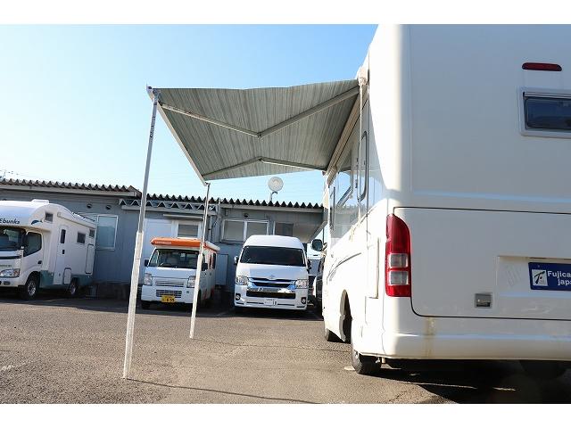 ハイエースワゴン 　キャンピングカー　キャブコン　ファーストカスタム　ＣＧ５５０ボレロＶ　シングルサブバッテリー　走行充電　外部充電　インバーター　冷蔵庫　シンク　ガス式温水ボイラー　電子レンジ　カセットトイレ（77枚目）