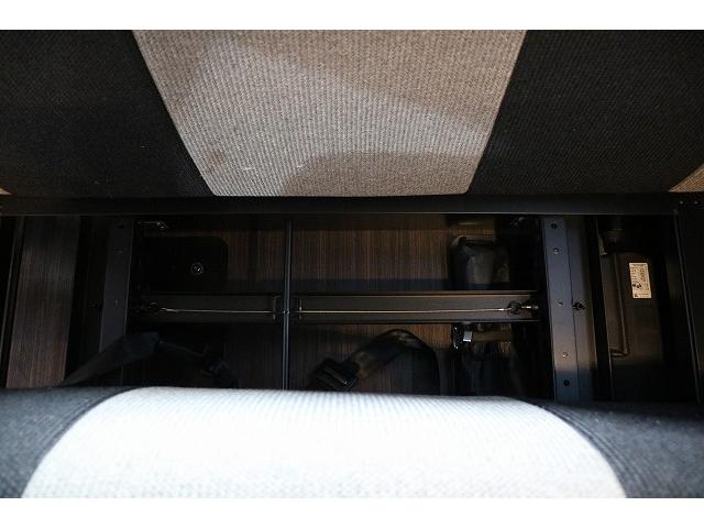 ハイエースバン キャンピングカー バンコン トイファクトリー GT ツインサブバッテリー 走行充電 外部充電 冷蔵庫 シンク 給排水ポリタンク FFヒーター 走行用リアクーラー・ヒーター バックカメラ(34枚目)