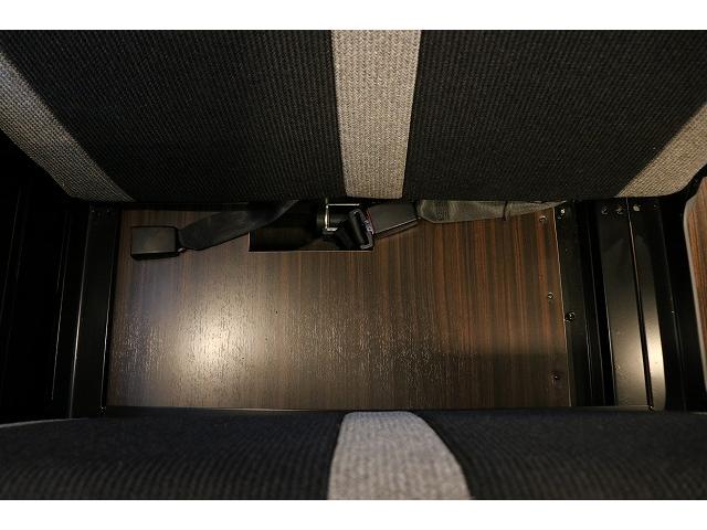 ハイエースバン キャンピングカー バンコン トイファクトリー GT ツインサブバッテリー 走行充電 外部充電 冷蔵庫 シンク 給排水ポリタンク FFヒーター 走行用リアクーラー・ヒーター バックカメラ(38枚目)