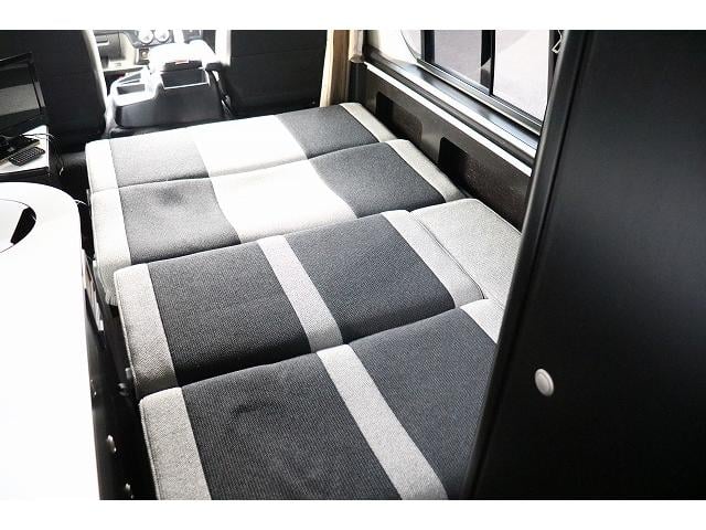 ハイエースバン キャンピングカー バンコン トイファクトリー GT ツインサブバッテリー 走行充電 外部充電 冷蔵庫 シンク 給排水ポリタンク FFヒーター 走行用リアクーラー・ヒーター バックカメラ(48枚目)