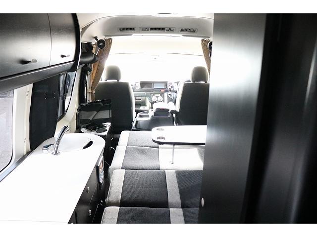 ハイエースバン キャンピングカー バンコン トイファクトリー GT ツインサブバッテリー 走行充電 外部充電 冷蔵庫 シンク 給排水ポリタンク FFヒーター 走行用リアクーラー・ヒーター バックカメラ(50枚目)