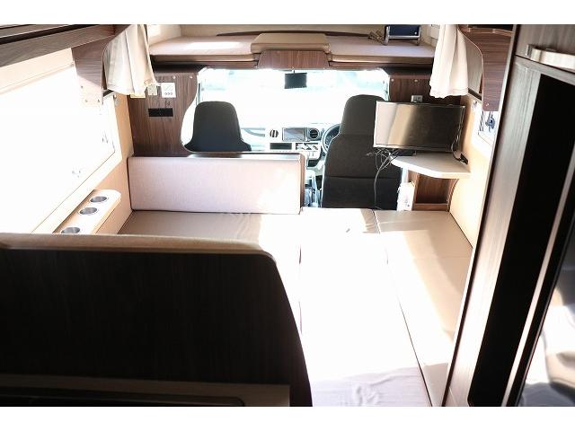 カムロード キャンピングカー キャブコン バンテック コルドリーブス 家庭用エアコン ポータブルバッテリー トリプルサブバッテリー FFヒーター 電子レンジ 冷蔵庫 マックスファン 温水ボイラー(47枚目)