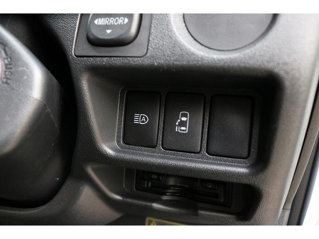 ハイエースバン 　キャンピングカー　バンコン　トイファクトリー　バレイアグランデ　家庭用エアコン　リチウムイオンバッテリー　マックスファン　ソーラーパネル　インバーター　冷蔵庫　ＦＦヒーター　電子レンジ　１９インチＴＶ（60枚目）